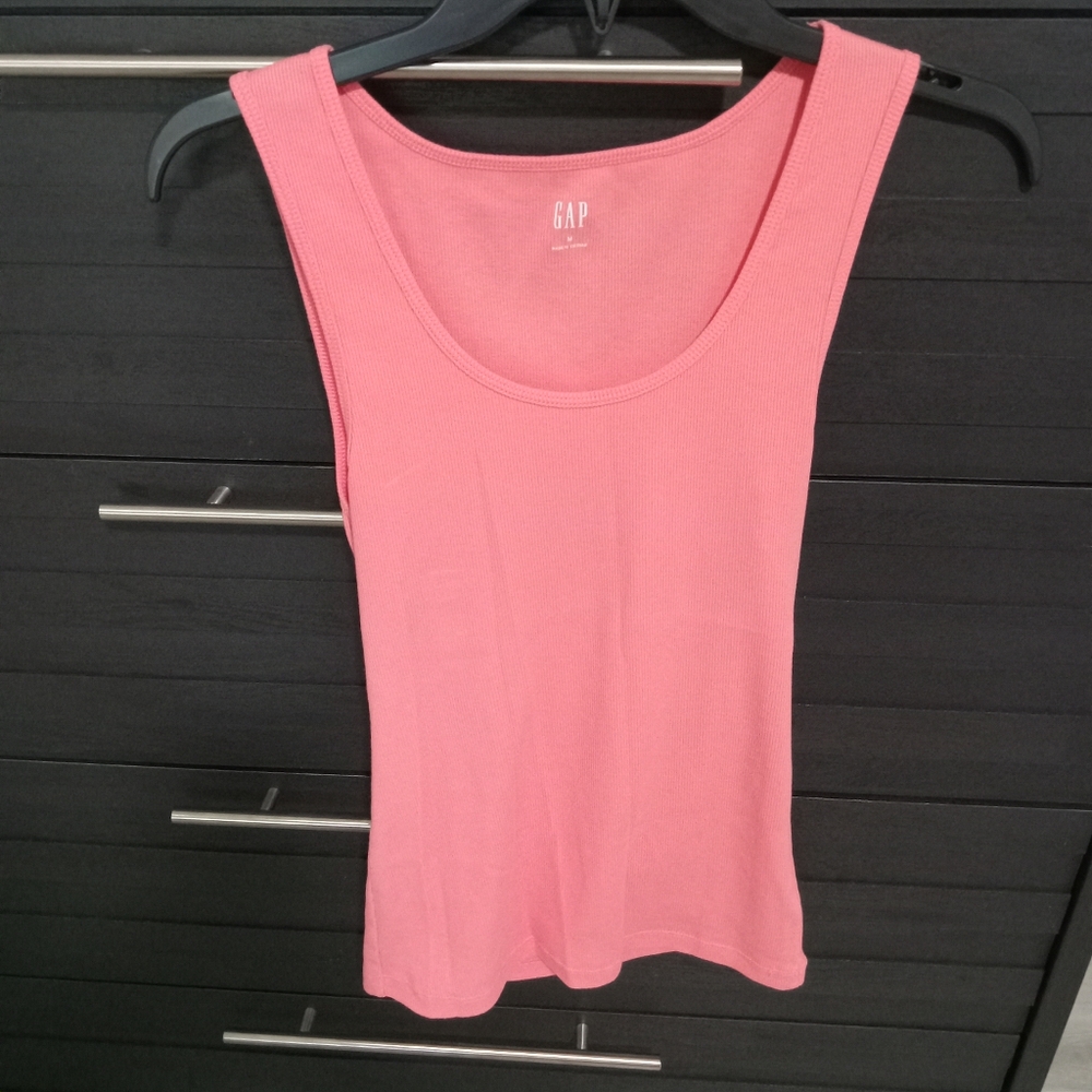 GAP Women's Soft Pink Tank Top